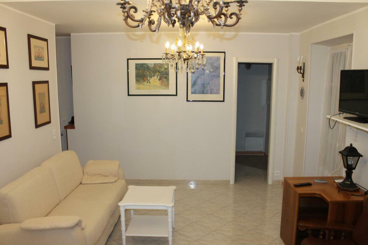 Astoria Apartment Menton Bagian luar foto